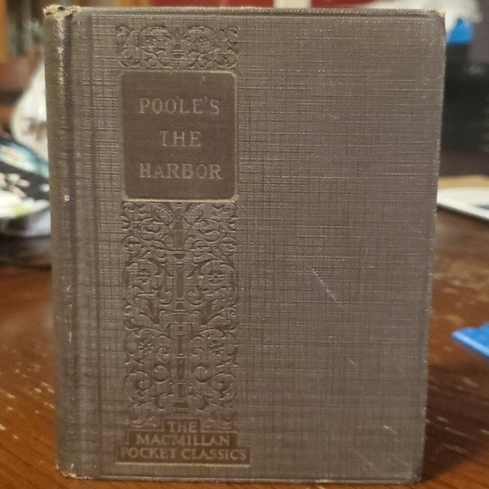 POOLE'S THE HARBOR MANMILLAN POCKET CLASSIC
